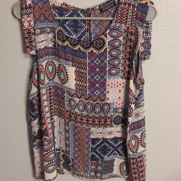 Papermoon Patchwork Print Sleeveless Top in Navy, Red & Cream - Picture 1 of 3